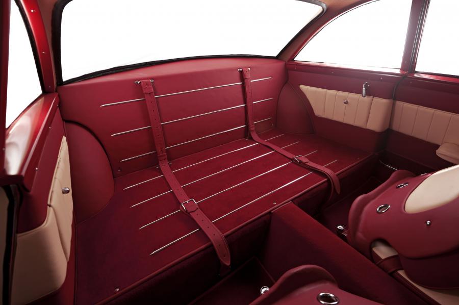 Интерьер Hudson Italia Coupe 1954 года  (фото 23 из 37)